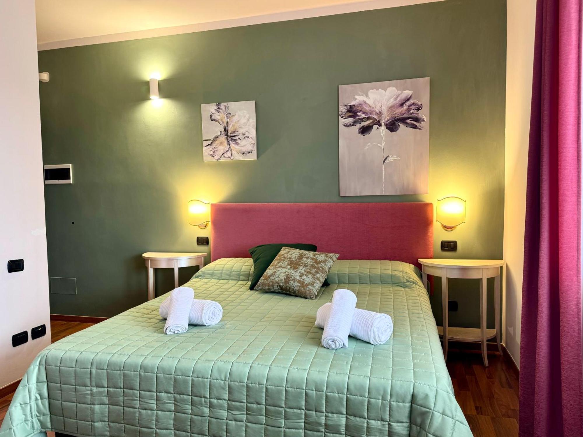 Welcome Traveller Frida'S Rooms Caprino Veronese Esterno foto