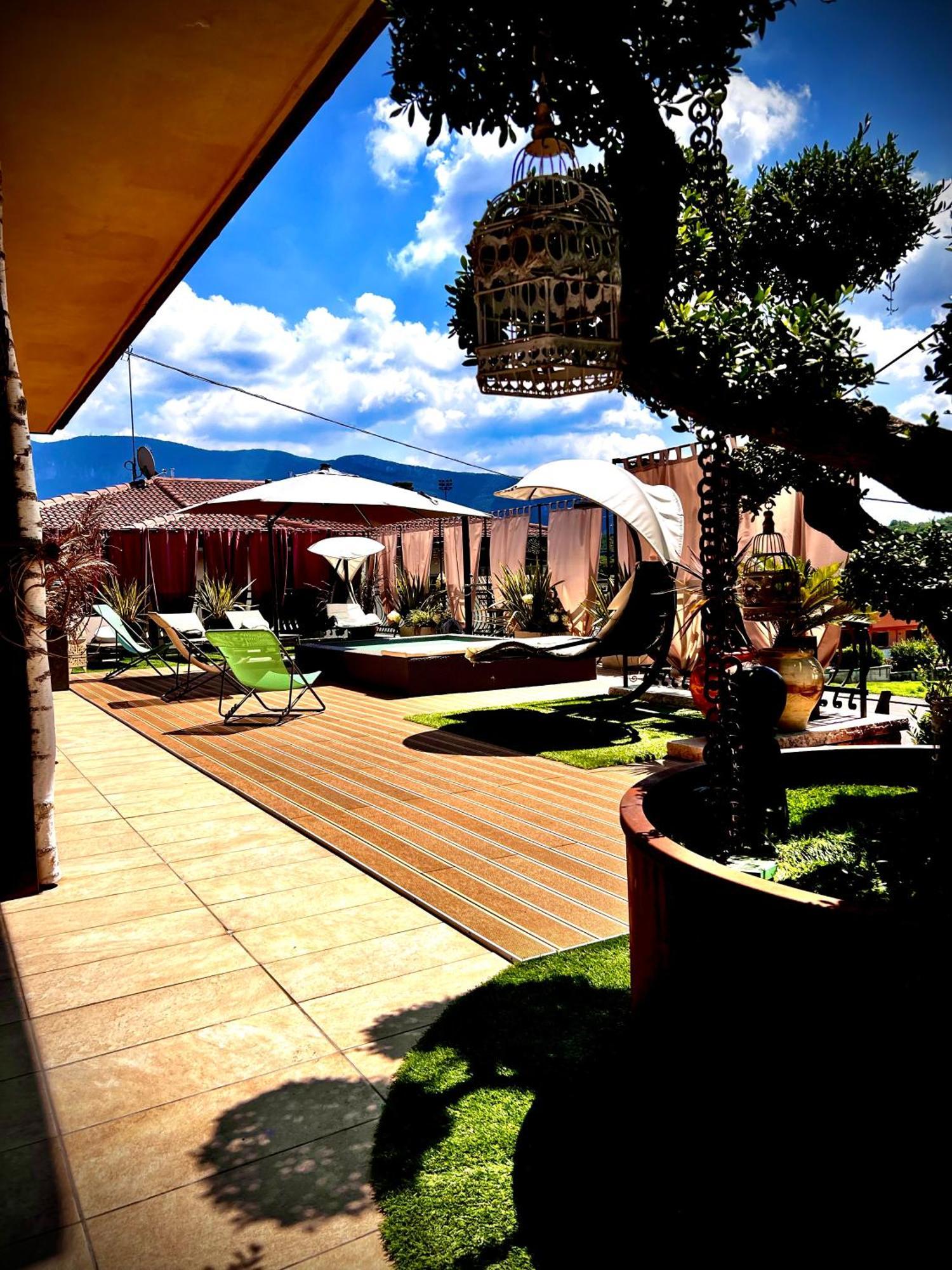 Welcome Traveller Frida'S Rooms Caprino Veronese Esterno foto